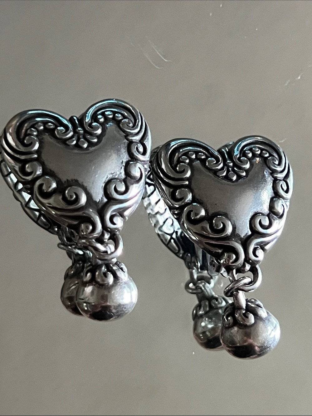 Vintage BRIGHTON Silver Large Heart Clip Earrings - Picture 8 of 8